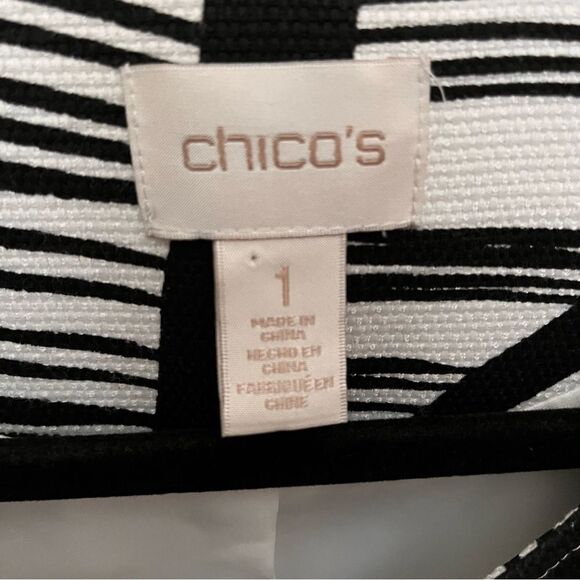 Chico's Black and White Open Front Abstract Blazer Jacket Lined Size 1 or Medium - Picture 3 of 9